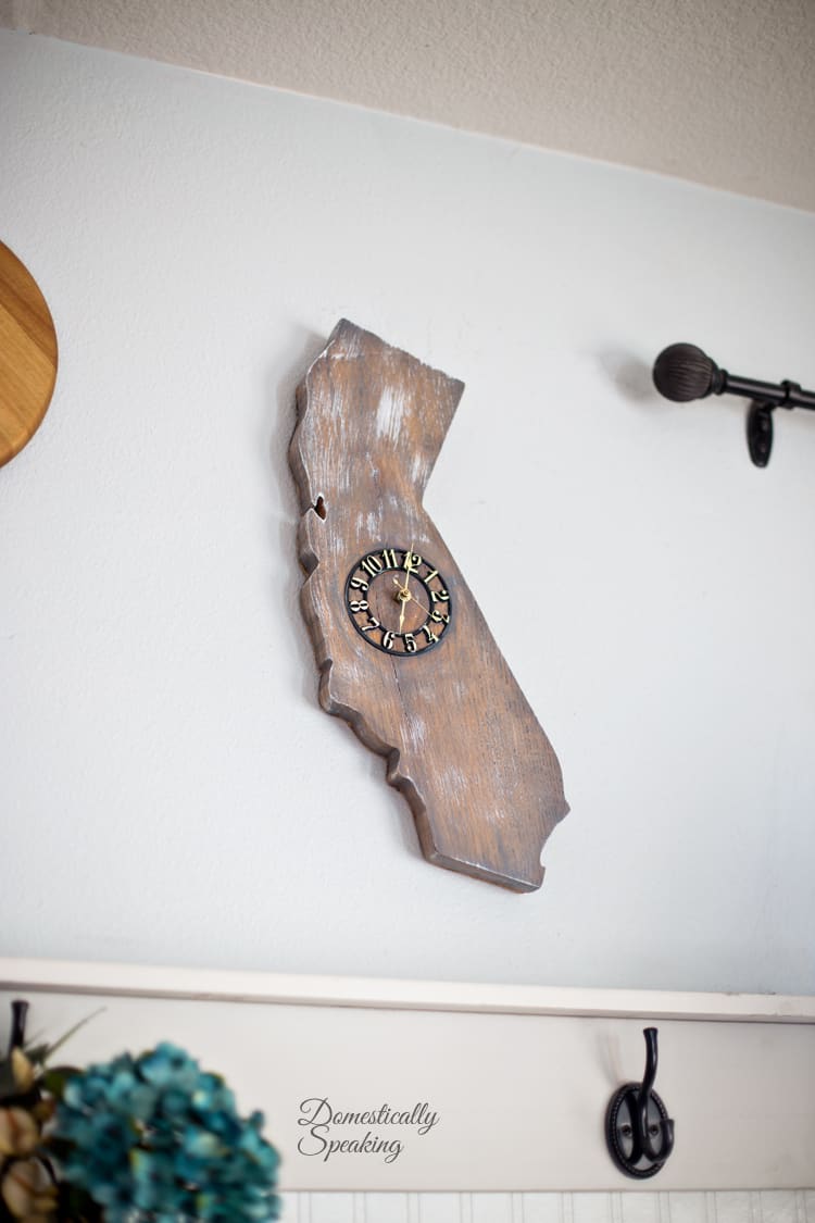 Wooden California Clock | Thrift Store Makeover