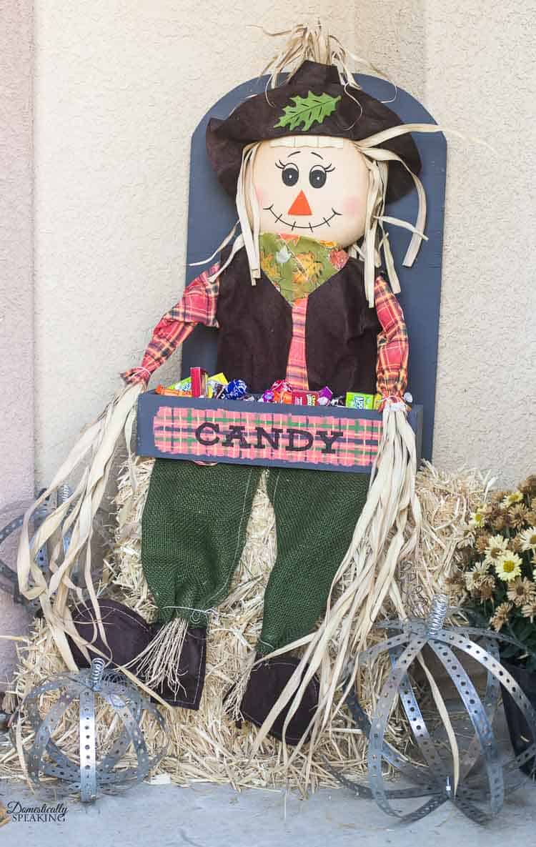 DIY Plaid Scarecrow Candy Holder